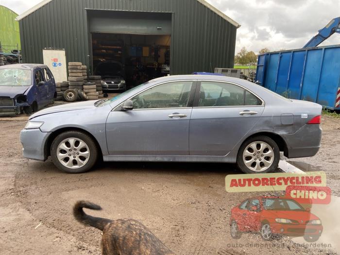 Honda Accord 2.0 i-VTEC 16V Sloopvoertuig (2006, Blauw)