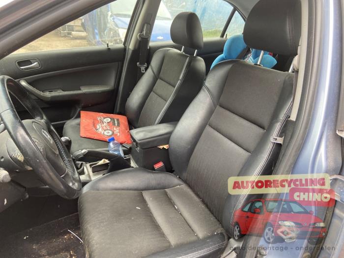 Honda Accord 2.0 i-VTEC 16V Sloopvoertuig (2006, Blauw)