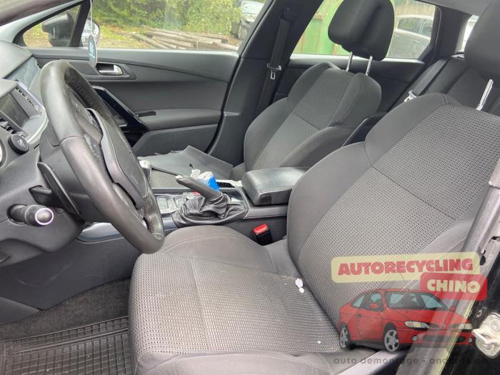 Peugeot 508 SW 1.6 HDiF 16V Sloopvoertuig (2012, Zwart)