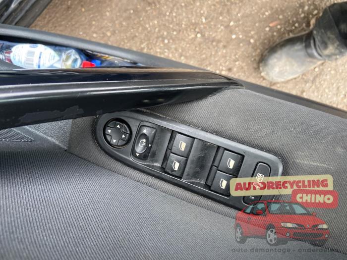 Peugeot 508 SW 1.6 HDiF 16V Sloopvoertuig (2012, Zwart)