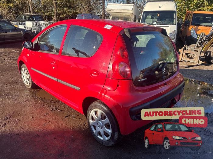 Peugeot 107 1.0 12V Sloopvoertuig (2009, Rood)