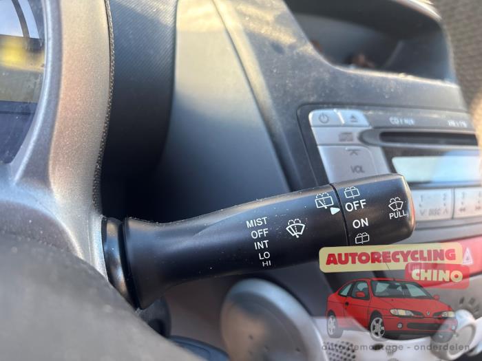 Peugeot 107 1.0 12V Sloopvoertuig (2009, Rood)