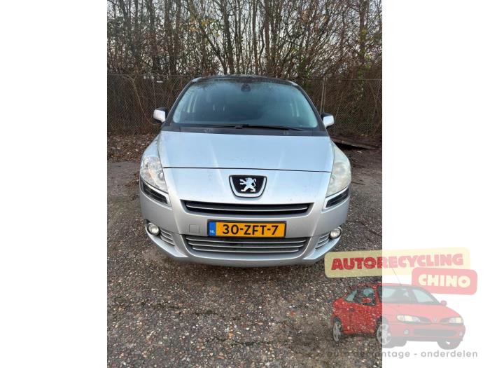 Peugeot 5008 I 1.6 THP 16V Sloopvoertuig (2011, Grijs)
