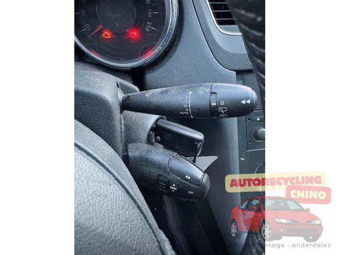 Peugeot 5008 I 1.6 THP 16V Sloopvoertuig (2011, Grijs)