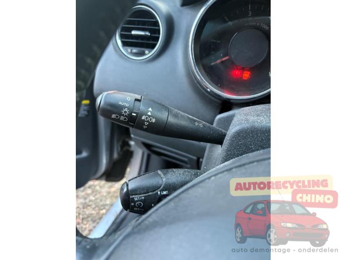 Peugeot 5008 I 1.6 THP 16V Sloopvoertuig (2011, Grijs)