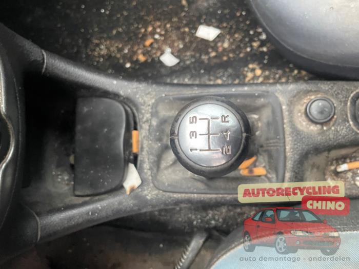 Peugeot 206 1.4 XR,XS,XT,Gentry Sloopvoertuig (2004, Grijs)