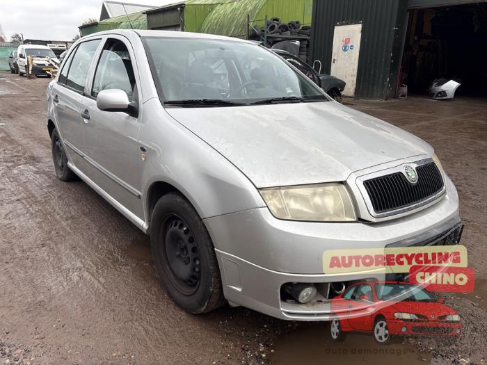 Skoda Fabia 1.4i Sloopvoertuig (2000, Grijs)