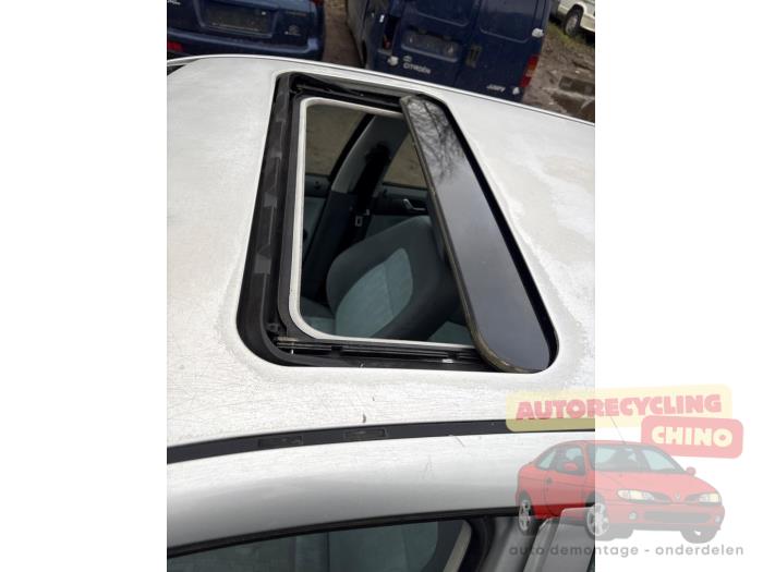 Skoda Fabia 1.4i Sloopvoertuig (2000, Grijs)