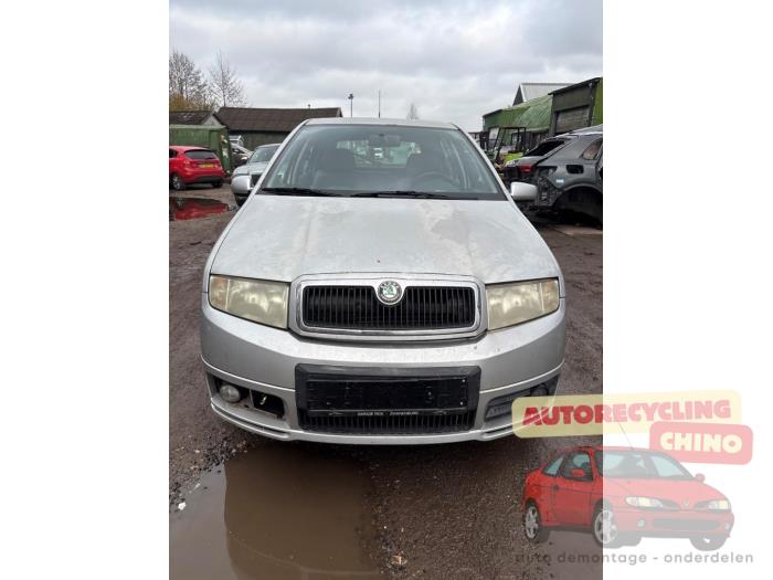 Skoda Fabia 1.4i Sloopvoertuig (2000, Grijs)