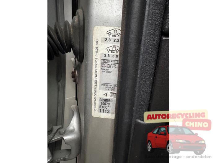 Peugeot 307 1.6 16V Sloopvoertuig (2001, Grijs)