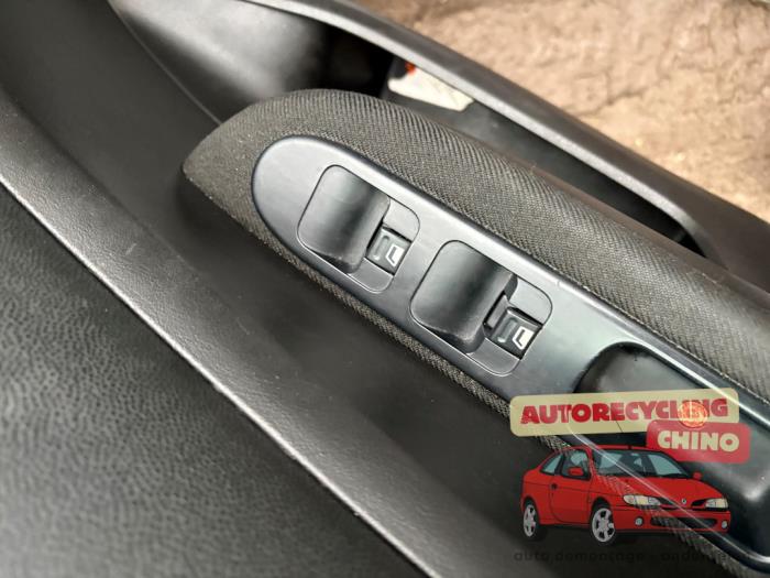 Peugeot 307 1.6 16V Sloopvoertuig (2001, Grijs)