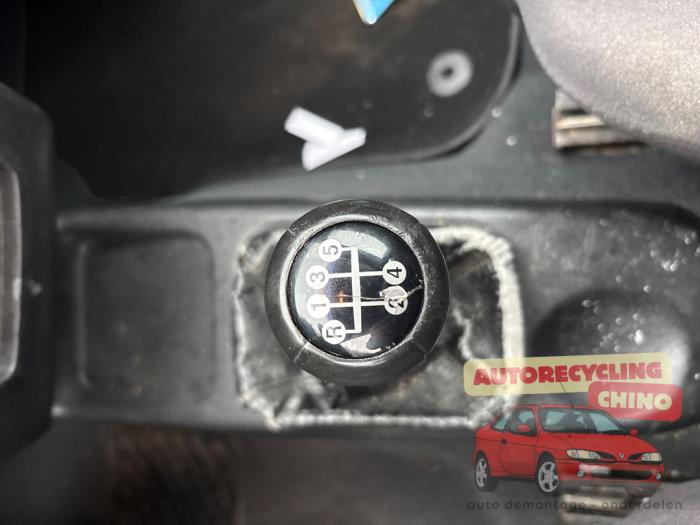 Opel Corsa B 1.2i 16V Sloopvoertuig (1999, Grijs)