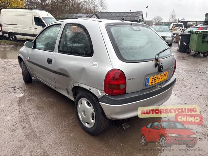 Opel Corsa B 1.2i 16V Sloopvoertuig (1999, Grijs)