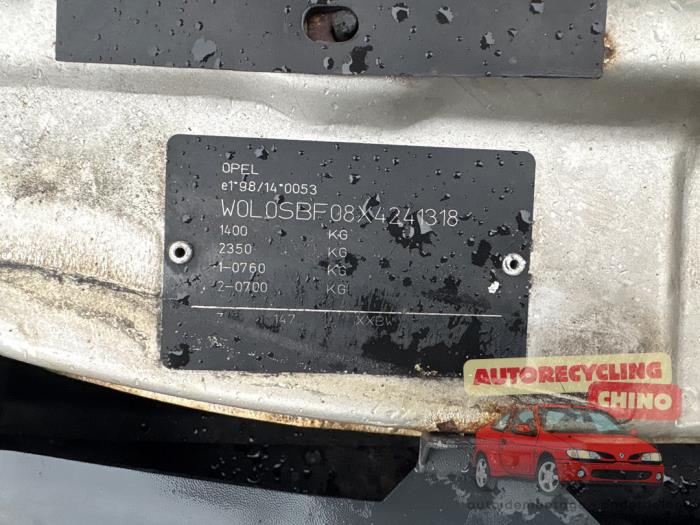 Opel Corsa B 1.2i 16V Sloopvoertuig (1999, Grijs)