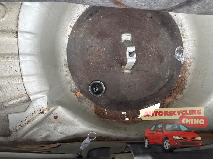 Opel Corsa B 1.2i 16V Sloopvoertuig (1999, Grijs)