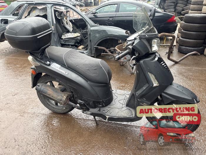 Kymco People Scooter (Sloopvoertuig, 2016)