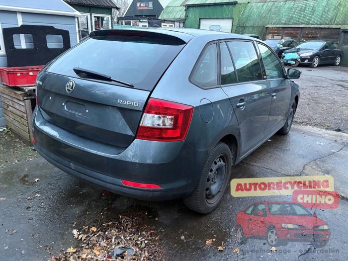 Skoda Rapid Spaceback 1.6 TDI 16V Sloopvoertuig (2016, Grijs)