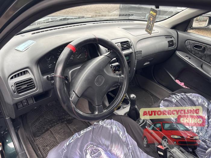 Mazda 626 1.8i 16V Sloopvoertuig (1999, Groen)