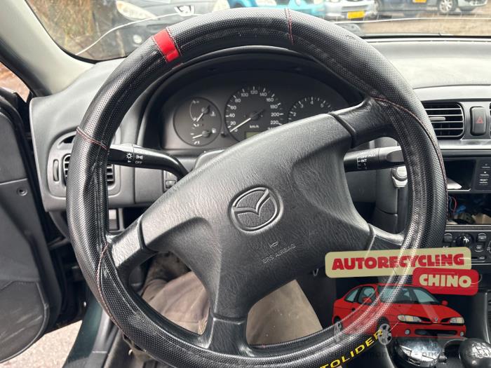 Mazda 626 1.8i 16V Sloopvoertuig (1999, Groen)