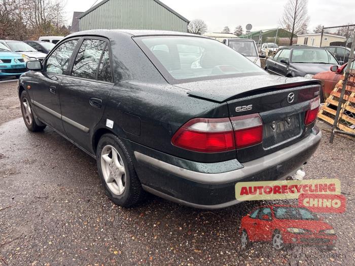 Mazda 626 1.8i 16V Sloopvoertuig (1999, Groen)