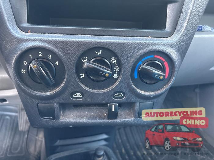 Kia Picanto 1.0 12V Sloopvoertuig (2006, Blauw)