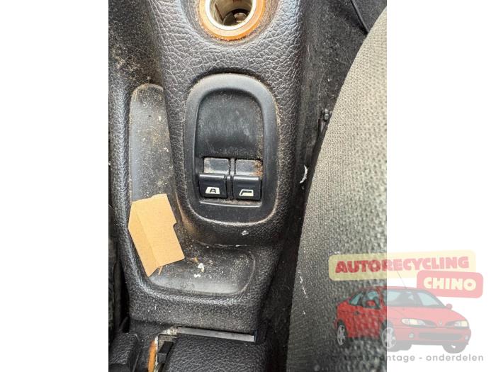 Peugeot 206 1.6 XS,XT Sloopvoertuig (2000, Wit)