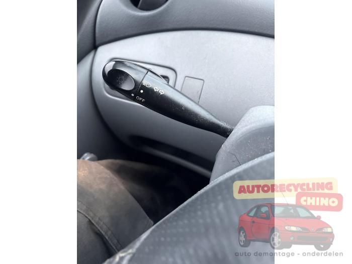 Toyota Yaris 1.0 16V VVT-i Sloopvoertuig (2001, Blauw)