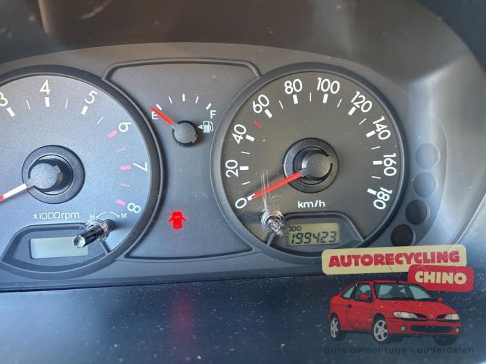 Kia Picanto 1.0 12V Sloopvoertuig (2006, Grijs)