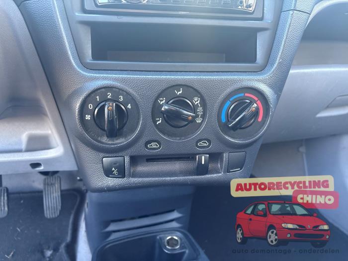 Kia Picanto 1.0 12V Sloopvoertuig (2006, Grijs)