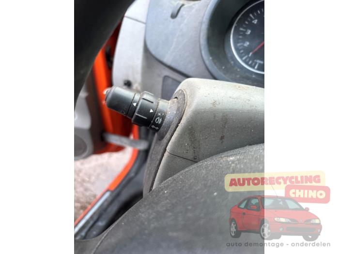 Renault Kangoo Express 1.5 dCi 90 FAP Sloopvoertuig (2009, Oranje)