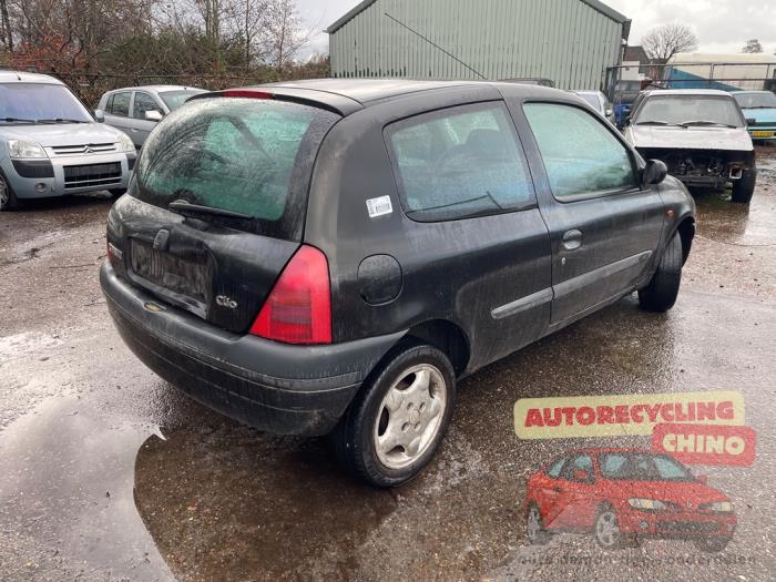 Renault Clio II 1.2 Sloopvoertuig (2000, Zwart)