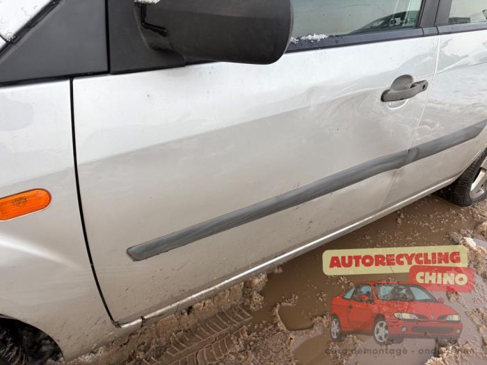 Ford Fiesta 5 1.3 Sloopvoertuig (2006, Grijs)