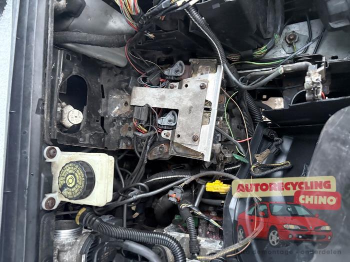 Peugeot 307 Break 1.6 16V Sloopvoertuig (2003, Grijs)