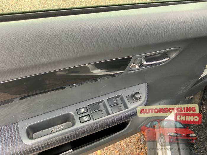 Suzuki Swift 1.3 VVT 16V Occasion (2008, Grijs)