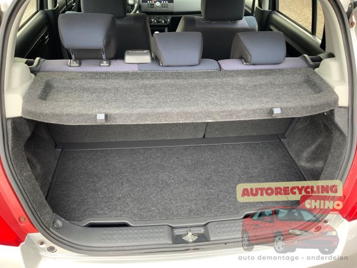 Suzuki Swift 1.3 VVT 16V Occasion (2008, Grijs)