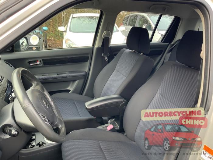 Suzuki Swift 1.3 VVT 16V Occasion (2008, Grijs)