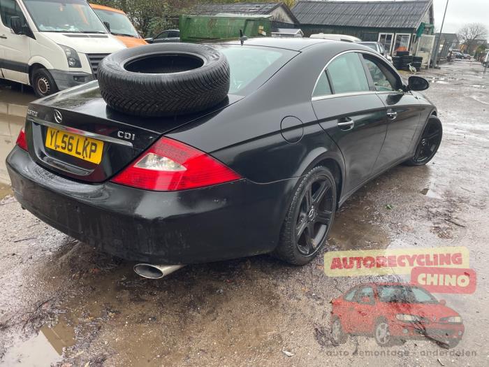 Mercedes CLS 320 CDI 24V Sloopvoertuig (2006, Zwart)