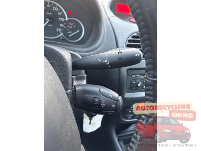 Peugeot 206 CC 2.0 16V Sloopvoertuig (2003, Grijs)