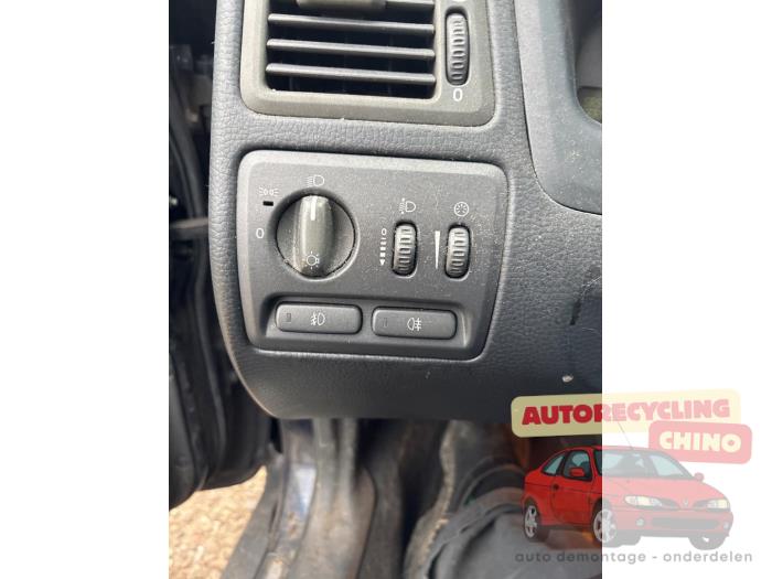 Volvo V70 2.4 20V 170 Sloopvoertuig (2001, Blauw)