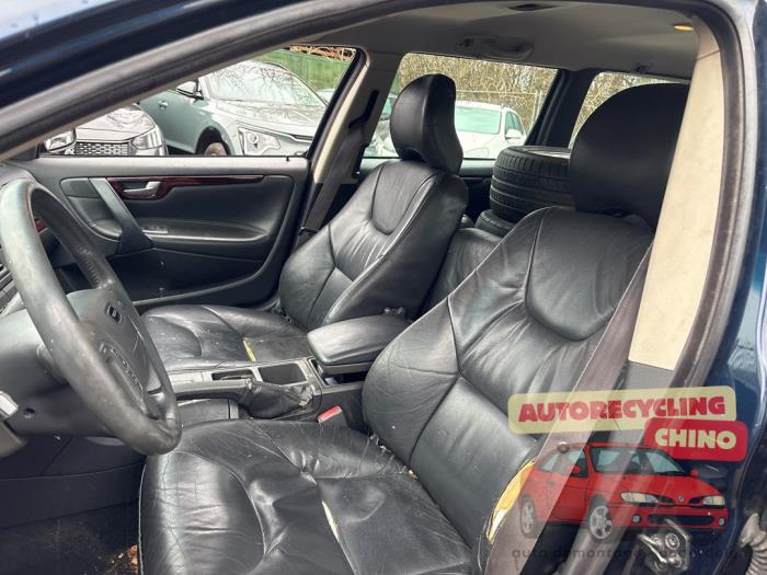 Volvo V70 2.4 20V 170 Sloopvoertuig (2001, Blauw)