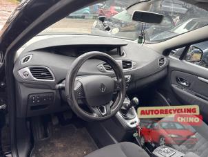 Renault Scénic III 1.2 16V TCe 115 Energy Sloopvoertuig (2015, Zwart)