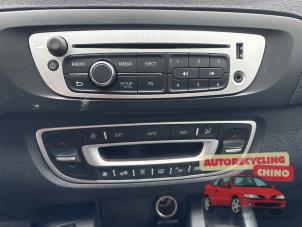 Renault Scénic III 1.2 16V TCe 115 Energy Sloopvoertuig (2015, Zwart)