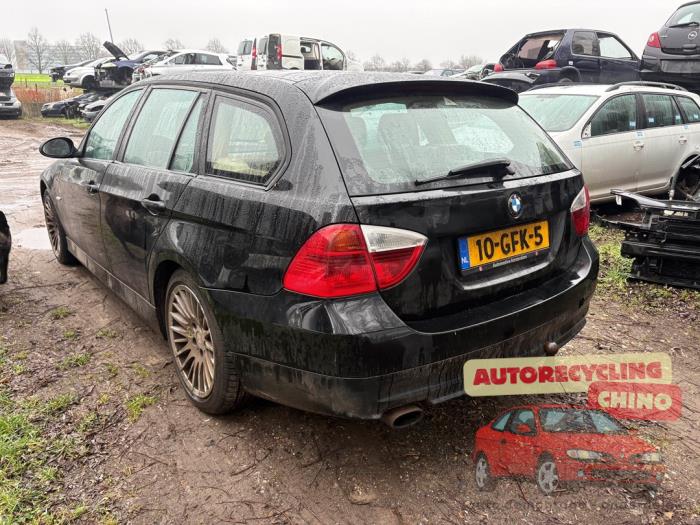 BMW 3 serie Touring 318i 16V Sloopvoertuig (2008, Zwart)