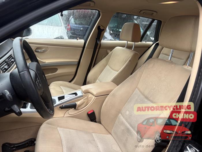 BMW 3 serie Touring 318i 16V Sloopvoertuig (2008, Zwart)