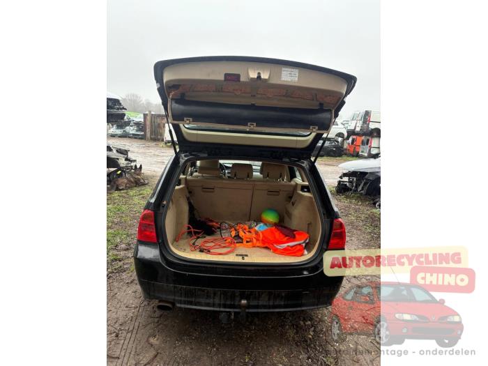 BMW 3 serie Touring 318i 16V Sloopvoertuig (2008, Zwart)