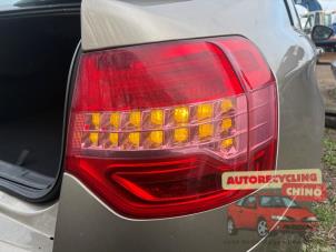 Citroen C5 III Berline 1.6 16V THP 155 Sloopvoertuig (2010, Beige)