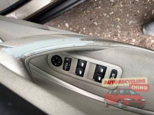 Citroen C5 III Berline 1.6 16V THP 155 Sloopvoertuig (2010, Beige)