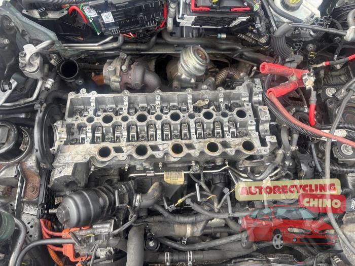 Volvo V60 I 2.4 D6 20V Plug-in Hybrid AWD Sloopvoertuig (2013, Grijs)