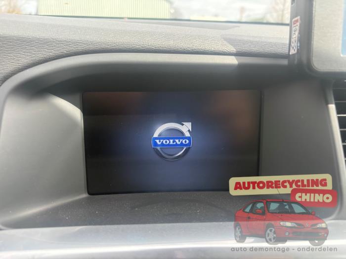 Volvo V60 I 2.4 D6 20V Plug-in Hybrid AWD Sloopvoertuig (2013, Grijs)