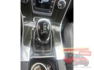 Volvo V60 I 2.4 D6 20V Plug-in Hybrid AWD Sloopvoertuig (2013, Grijs)